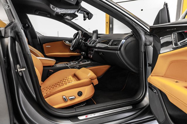 Audi RS 7 5