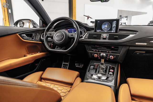 Audi RS 7 11