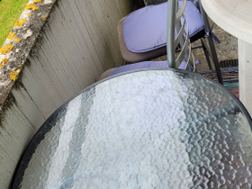 Pöytä ja kaks tuolia, Pihakalusteet ja grillit, Piha ja puutarha, Ulvila, Tori.fi Pöytä ja kaks tuolia, Pihakalusteet ja grillit, Piha ja puutarha, Ulvila, Tori.fi