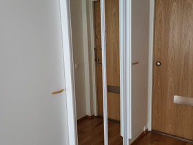 Liukuovikaappi, Hyllyt ja säilytys, Sisustus ja huonekalut, Jyväskylä, Tori.fi Liukuovikaappi, Hyllyt ja säilytys, Sisustus ja huonekalut, Jyväskylä, Tori.fi