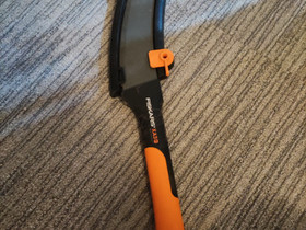 Fiskars, Leikkurit ja koneet, Piha ja puutarha, Kirkkonummi, Tori.fi Fiskars, Leikkurit ja koneet, Piha ja puutarha, Kirkkonummi, Tori.fi