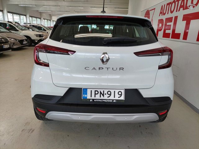Renault Captur 4