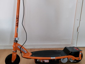 Razor power core e90 sähköpotkulauta, Muu urheilu ja ulkoilu, Urheilu ja ulkoilu, Kokkola, Tori.fi Razor power core e90 sähköpotkulauta, Muu urheilu ja ulkoilu, Urheilu ja ulkoilu, Kokkola, Tori.fi
