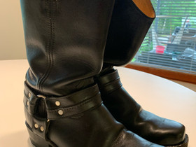 Bootsit 39/40, Ajoasut, kengät ja kypärät, Mototarvikkeet ja varaosat, Rovaniemi, Tori.fi Bootsit 39/40, Ajoasut, kengät ja kypärät, Mototarvikkeet ja varaosat, Rovaniemi, Tori.fi