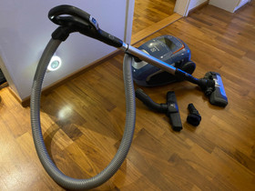 Electrolux ultrasilencer -imuri, Pölynimurit ja siivousvälineet, Kodinkoneet, Oulu, Tori.fi Electrolux ultrasilencer -imuri, Pölynimurit ja siivousvälineet, Kodinkoneet, Oulu, Tori.fi