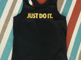 Nike tanktoppi, koko M, Kuntoilu ja fitness, Urheilu ja ulkoilu, Hämeenlinna, Tori.fi Nike tanktoppi, koko M, Kuntoilu ja fitness, Urheilu ja ulkoilu, Hämeenlinna, Tori.fi