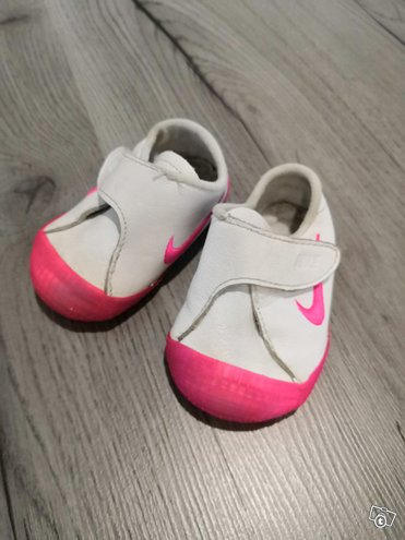 Nike vauvan tossut