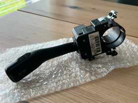 Vilkkukatkaisija VW/Audi/Seat/Skoda, Autovaraosat, Auton varaosat ja tarvikkeet, Joensuu, Tori.fi Vilkkukatkaisija VW/Audi/Seat/Skoda, Autovaraosat, Auton varaosat ja tarvikkeet, Joensuu, Tori.fi