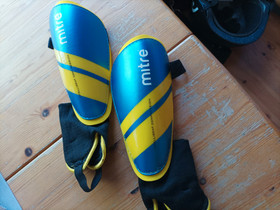 Mitre malliset säärisuojat Koko L, Jalkapallo, Urheilu ja ulkoilu, Hämeenlinna, Tori.fi Mitre malliset säärisuojat Koko L, Jalkapallo, Urheilu ja ulkoilu, Hämeenlinna, Tori.fi