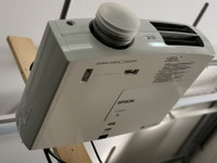 Epson TW3200 FullHD projektori + 90