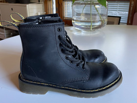 Dr. Martens Serena nilkkurit 35, Lastenvaatteet ja kengät, Heinola, Tori.fi Dr. Martens Serena nilkkurit 35, Lastenvaatteet ja kengät, Heinola, Tori.fi