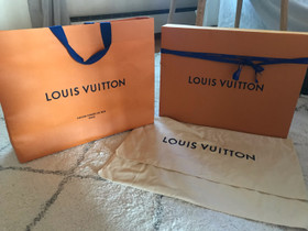 Louis Vuitton säilytyssetti, Laukut ja hatut, Asusteet ja kellot, Tohmajärvi, Tori.fi Louis Vuitton säilytyssetti, Laukut ja hatut, Asusteet ja kellot, Tohmajärvi, Tori.fi