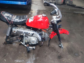 Honda monkey puoliautomaatti, Mopot, Moto, Kajaani, Tori.fi Honda monkey puoliautomaatti, Mopot, Moto, Kajaani, Tori.fi