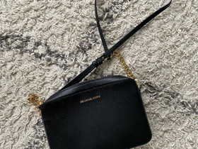 Michael Kors Jet set travel crossbody, Laukut ja hatut, Asusteet ja kellot, Lapua, Tori.fi Michael Kors Jet set travel crossbody, Laukut ja hatut, Asusteet ja kellot, Lapua, Tori.fi