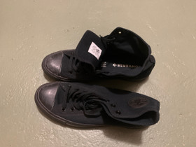 Kengät converse 44, Vaatteet ja kengät, Pori, Tori.fi Kengät converse 44, Vaatteet ja kengät, Pori, Tori.fi