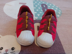 Adidas koko 26 Superstar koko 26 lenkkarit, Lastenvaatteet ja kengät, Valkeakoski, Tori.fi Adidas koko 26 Superstar koko 26 lenkkarit, Lastenvaatteet ja kengät, Valkeakoski, Tori.fi