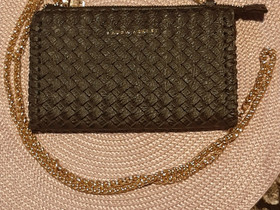 Laura Ashley laukku, Laukut ja hatut, Asusteet ja kellot, Helsinki, Tori.fi Laura Ashley laukku, Laukut ja hatut, Asusteet ja kellot, Helsinki, Tori.fi
