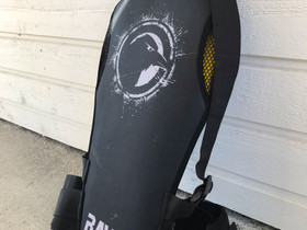 Raven Pagnus Flex - selkäpanssari, Ajoasut, kengät ja kypärät, Mototarvikkeet ja varaosat, Seinäjoki, Tori.fi Raven Pagnus Flex - selkäpanssari, Ajoasut, kengät ja kypärät, Mototarvikkeet ja varaosat, Seinäjoki, Tori.fi