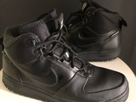Nike kengät,41, Vaatteet ja kengät, Sotkamo, Tori.fi Nike kengät,41, Vaatteet ja kengät, Sotkamo, Tori.fi
