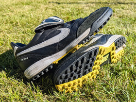 Nike Tiempo 36,5 futiskengät TARJOA!, Jalkapallo, Urheilu ja ulkoilu, Pori, Tori.fi Nike Tiempo 36,5 futiskengät TARJOA!, Jalkapallo, Urheilu ja ulkoilu, Pori, Tori.fi