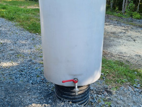 Vesisäiliö 120 L, Muu piha ja puutarha, Piha ja puutarha, Nokia, Tori.fi Vesisäiliö 120 L, Muu piha ja puutarha, Piha ja puutarha, Nokia, Tori.fi