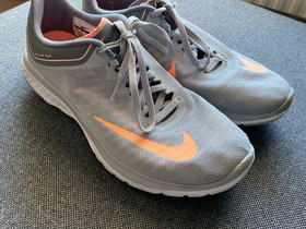 Nike treenikegät, Kuntoilu ja fitness, Urheilu ja ulkoilu, Lappeenranta, Tori.fi Nike treenikegät, Kuntoilu ja fitness, Urheilu ja ulkoilu, Lappeenranta, Tori.fi