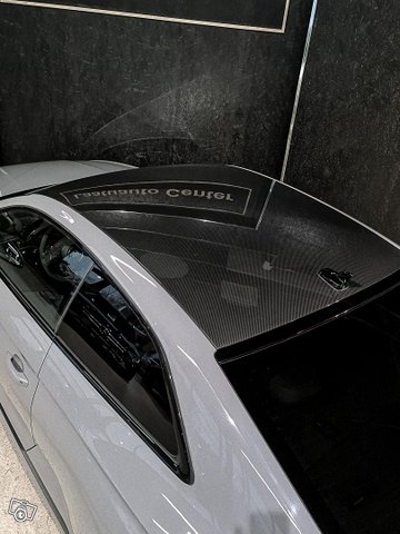 Audi RS5 6