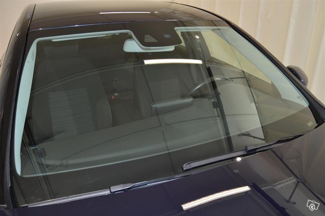 MERCEDES-BENZ C 21