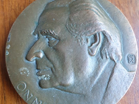 Onni Oja mitali., Antiikki ja taide, Sisustus ja huonekalut, Hyvinkää, Tori.fi Onni Oja mitali., Antiikki ja taide, Sisustus ja huonekalut, Hyvinkää, Tori.fi