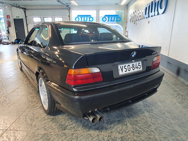 BMW M3 6