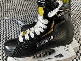 Bauer S29 luistimet, Jääkiekko ja luistelu, Urheilu ja ulkoilu, Helsinki, Tori.fi Bauer S29 luistimet, Jääkiekko ja luistelu, Urheilu ja ulkoilu, Helsinki, Tori.fi
