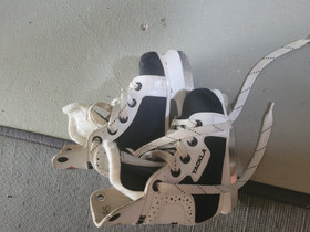 Tackla Supreme 26 luistimet, Jääkiekko ja luistelu, Urheilu ja ulkoilu, Joensuu, Tori.fi Tackla Supreme 26 luistimet, Jääkiekko ja luistelu, Urheilu ja ulkoilu, Joensuu, Tori.fi