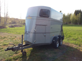 Hevoskuljetuskoppi, Trailerit ja kuljetus, Hevoset ja hevosurheilu, Jyväskylä, Tori.fi Hevoskuljetuskoppi, Trailerit ja kuljetus, Hevoset ja hevosurheilu, Jyväskylä, Tori.fi