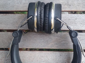 Bluetooth Kuulokkeet, Puhelintarvikkeet, Puhelimet ja tarvikkeet, Tampere, Tori.fi Bluetooth Kuulokkeet, Puhelintarvikkeet, Puhelimet ja tarvikkeet, Tampere, Tori.fi