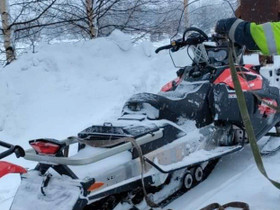 Erittäin vähän käytetty lynxin työkelkka., Moottorikelkat, Moto, Rautjärvi, Tori.fi Erittäin vähän käytetty lynxin työkelkka., Moottorikelkat, Moto, Rautjärvi, Tori.fi