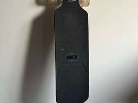 NKX Signature Pro Longboard, Rullaluistelu ja skeittaus, Urheilu ja ulkoilu, Kotka, Tori.fi NKX Signature Pro Longboard, Rullaluistelu ja skeittaus, Urheilu ja ulkoilu, Kotka, Tori.fi