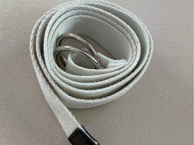 Valkoinen canvas vyö, Muut asusteet, Asusteet ja kellot, Kirkkonummi, Tori.fi Valkoinen canvas vyö, Muut asusteet, Asusteet ja kellot, Kirkkonummi, Tori.fi