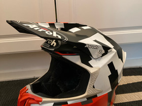 Airoh mopokypärä: M, Ajoasut, kengät ja kypärät, Mototarvikkeet ja varaosat, Seinäjoki, Tori.fi Airoh mopokypärä: M, Ajoasut, kengät ja kypärät, Mototarvikkeet ja varaosat, Seinäjoki, Tori.fi