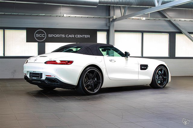 Mercedes-Benz AMG GT 8