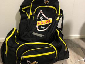 Kalpan jääkiekko reppu ja laukku, Jääkiekko ja luistelu, Urheilu ja ulkoilu, Vaasa, Tori.fi Kalpan jääkiekko reppu ja laukku, Jääkiekko ja luistelu, Urheilu ja ulkoilu, Vaasa, Tori.fi