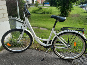 Tyttöjen Solifer shopper 24", Muut pyörät, Polkupyörät ja pyöräily, Laukaa, Tori.fi Tyttöjen Solifer shopper 24", Muut pyörät, Polkupyörät ja pyöräily, Laukaa, Tori.fi