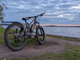 Crescent Elgar e8000, L-runko, Sähköpyörät, Polkupyörät ja pyöräily, Tampere, Tori.fi Crescent Elgar e8000, L-runko, Sähköpyörät, Polkupyörät ja pyöräily, Tampere, Tori.fi
