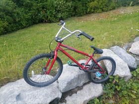 Bmx pyörä 20", Muut pyörät, Polkupyörät ja pyöräily, Jyväskylä, Tori.fi Bmx pyörä 20", Muut pyörät, Polkupyörät ja pyöräily, Jyväskylä, Tori.fi
