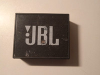 JBL pieni kaiutin myyntiin!