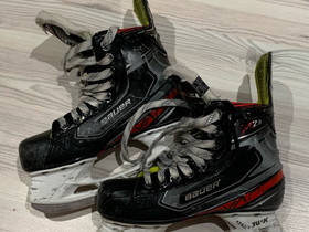 Bauer Vapor luistimet koko 36, Jääkiekko ja luistelu, Urheilu ja ulkoilu, Espoo, Tori.fi Bauer Vapor luistimet koko 36, Jääkiekko ja luistelu, Urheilu ja ulkoilu, Espoo, Tori.fi