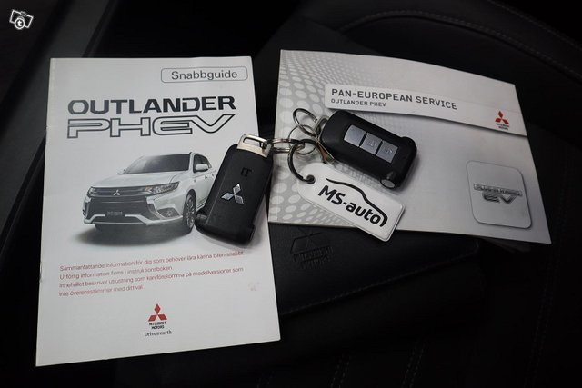 Mitsubishi Outlander PHEV 25