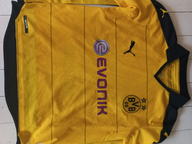 Borussia Dortmund pelipaita 164 cm, Jalkapallo, Urheilu ja ulkoilu, Hyvinkää, Tori.fi Borussia Dortmund pelipaita 164 cm, Jalkapallo, Urheilu ja ulkoilu, Hyvinkää, Tori.fi