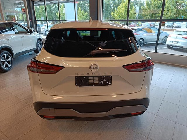 Nissan Qashqai 4