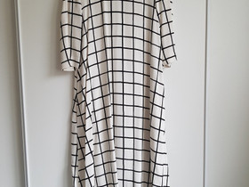 Marimekko Caro -mekko, Vaatteet ja kengät, Kokkola, Tori.fi Marimekko Caro -mekko, Vaatteet ja kengät, Kokkola, Tori.fi
