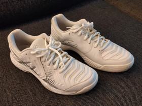 Naisten Tenniskengät Asics, Pallopelit, Urheilu ja ulkoilu, Rauma, Tori.fi Naisten Tenniskengät Asics, Pallopelit, Urheilu ja ulkoilu, Rauma, Tori.fi